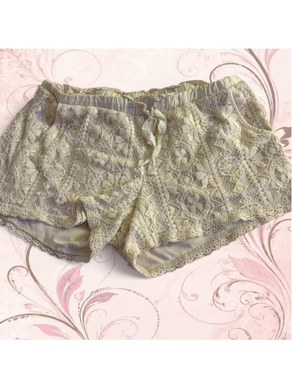 White lace shorts
